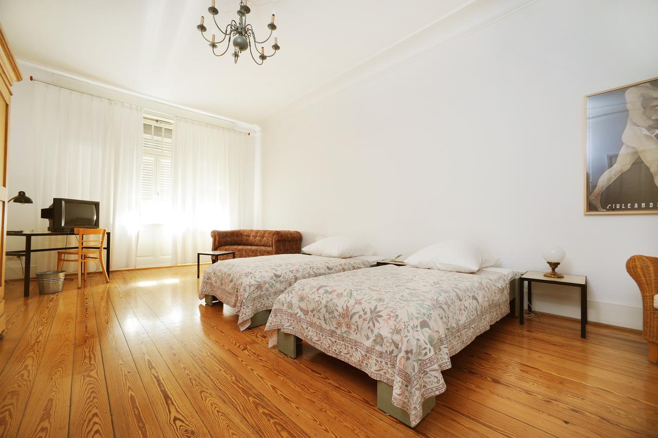 Nizza Hotel Франкфурт на Майн Екстериор снимка